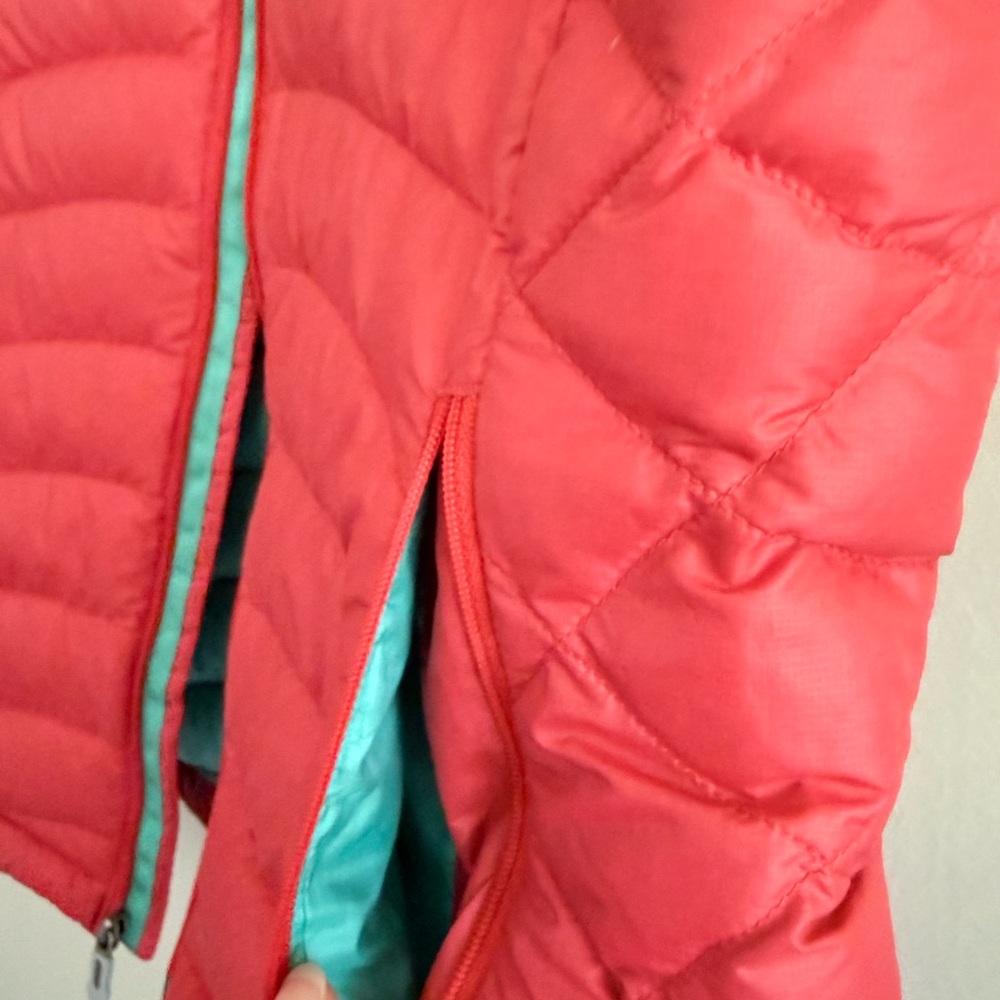 Patagonia Down Vest Womens Red Insulated Light Pack Winter Quilted Puffer Medium - Picture 6 of 14
